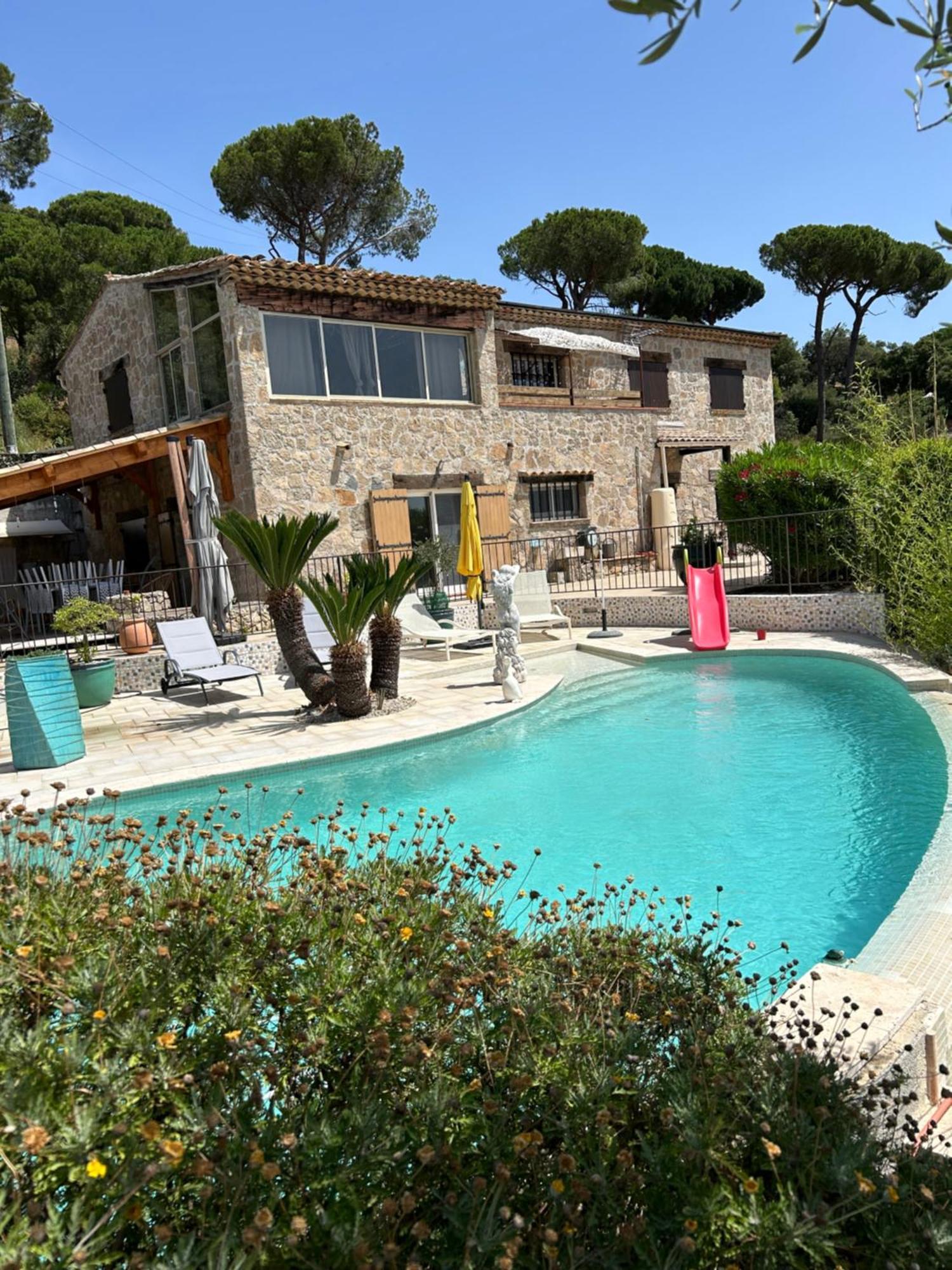 Superbe Maison Entiere Villa Les Pinsons Le Plan-de-la-Tour Luaran gambar